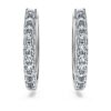 Eternity-Ohrringe mit im Labor gezüchteten Diamanten, 0,56 Karat insgesamt, runde Form, Sterlingsilber Eternity-Ohrringe mit im Labor gezüchteten Diamanten, 0,56 Karat insgesamt, runde Form, Sterlingsilber