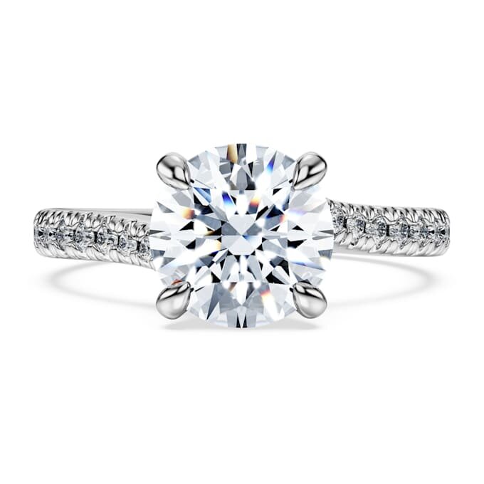 Eternity-Solitärring mit im Labor gezüchteten Diamanten, 2,25 Karat insgesamt, runde Form, 14 Karat Weißgold Eternity-Solitärring mit im Labor gezüchteten Diamanten, 2,25 Karat insgesamt, runde Form, 14 Karat Weißgold