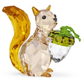 Idyllia Eichhörnchen und Eichel