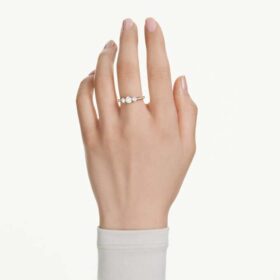 Stilla Attract Ring, runder Schliff, weiß, vergoldet Stilla Attract Ring, runder Schliff, weiß, vergoldet